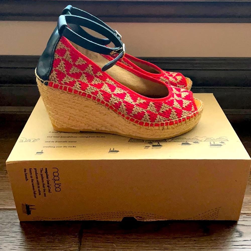 Naguisa Espadrilles new without labels